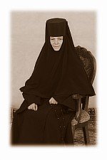 монахиня НИНА (Хорчева Нина Александровна) - настоятельница подворья